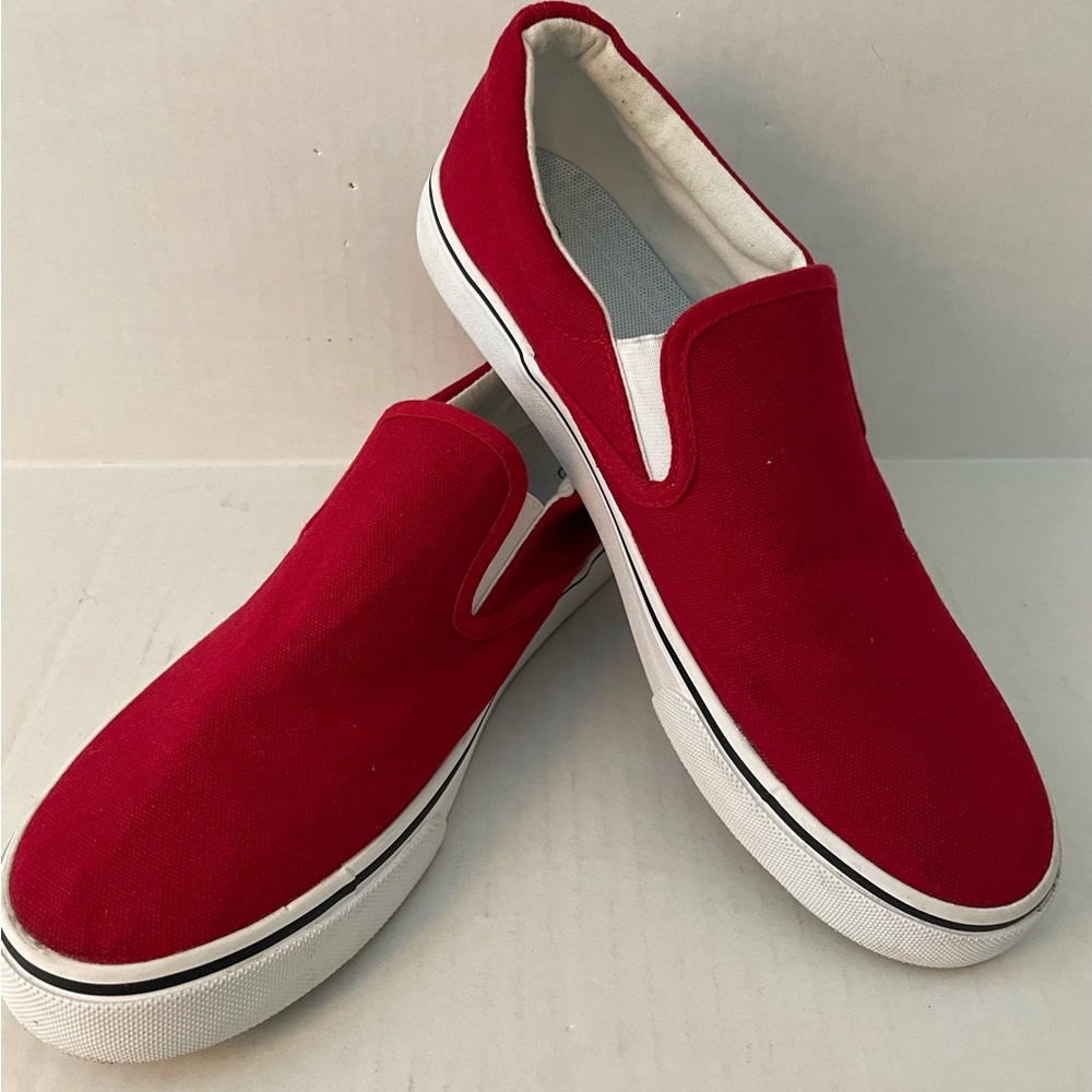 New Women's Red Slip on Canvas Sneakers, Size 10
$12